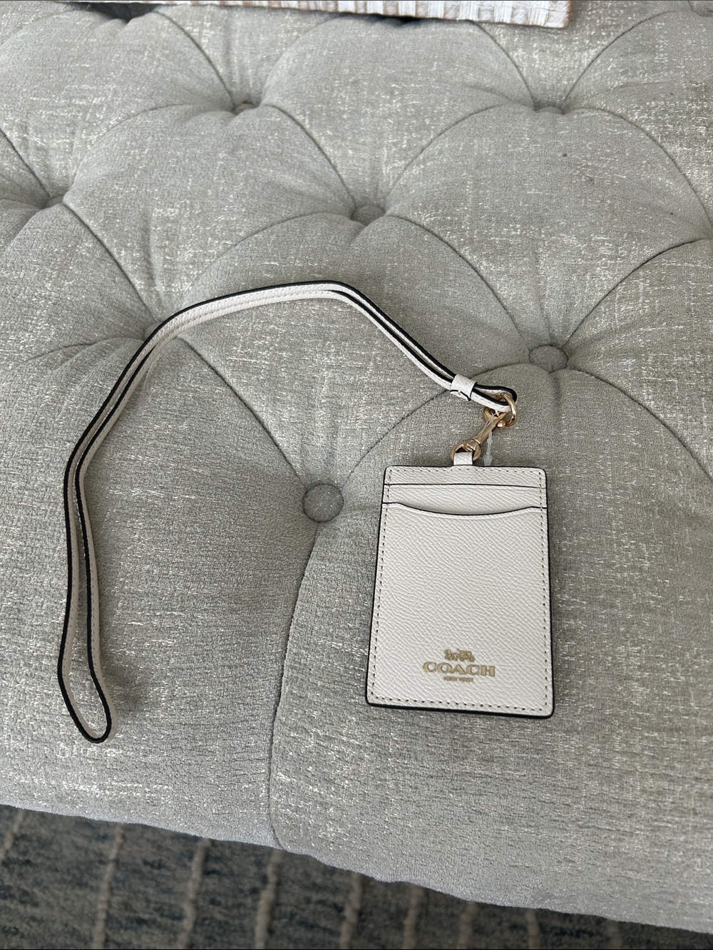 Coach White Leather Lanyard Card Holder with Gold Hardware